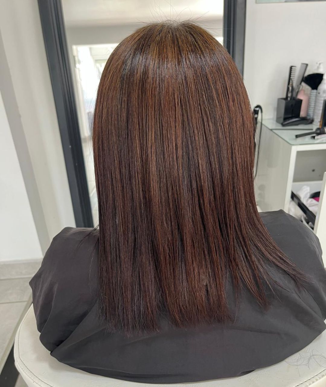 Lissage brésilien cheveux longs - soin capillaire Réunion